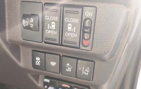 Honda Freed II, 2017 год, 1 530 000 рублей, 7 фотография