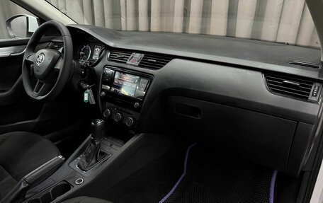 Skoda Octavia, 2018 год, 984 888 рублей, 14 фотография