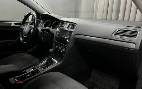 Volkswagen Golf VII, 2019 год, 1 449 900 рублей, 10 фотография