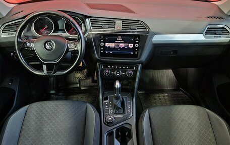 Volkswagen Tiguan II, 2018 год, 2 270 000 рублей, 9 фотография