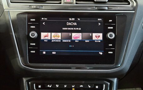 Volkswagen Tiguan II, 2018 год, 2 270 000 рублей, 13 фотография