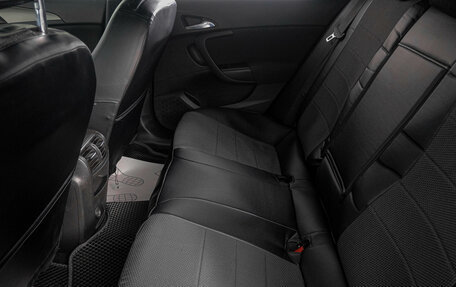 Opel Insignia II рестайлинг, 2010 год, 999 000 рублей, 10 фотография