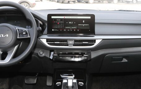 KIA K3, 2025 год, 1 750 000 рублей, 17 фотография