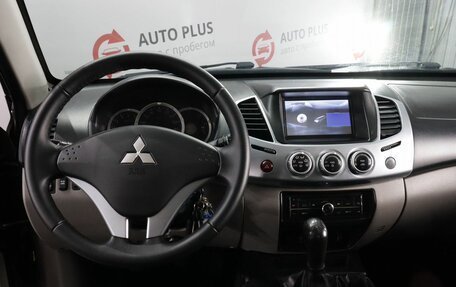 Mitsubishi L200 IV рестайлинг, 2012 год, 1 380 000 рублей, 11 фотография
