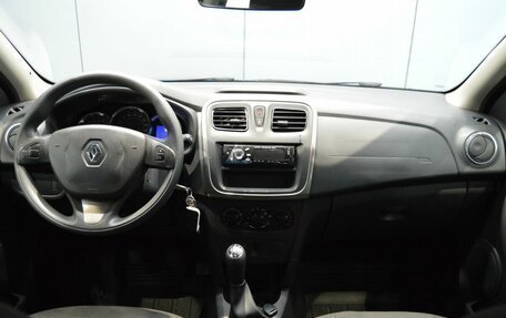 Renault Sandero II рестайлинг, 2017 год, 890 000 рублей, 18 фотография