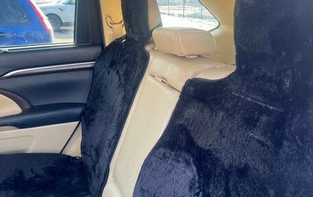 Toyota Highlander III, 2014 год, 2 750 000 рублей, 8 фотография