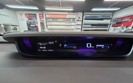 Honda Freed II, 2018 год, 1 450 000 рублей, 10 фотография