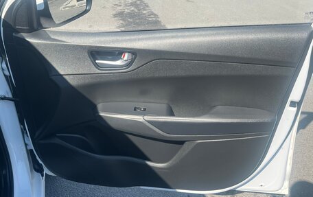 Hyundai Solaris II рестайлинг, 2021 год, 980 000 рублей, 8 фотография