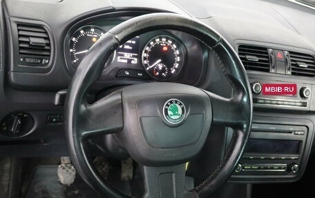 Skoda Fabia II, 2010 год, 249 000 рублей, 9 фотография