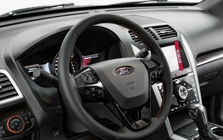 Ford Explorer VI, 2014 год, 1 535 000 рублей, 11 фотография