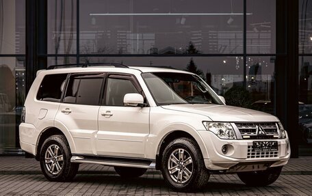Mitsubishi Pajero IV, 2013 год, 1 795 000 рублей, 3 фотография