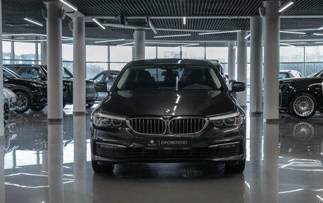 BMW 5 серия, 2019 год, 2 950 000 рублей, 3 фотография