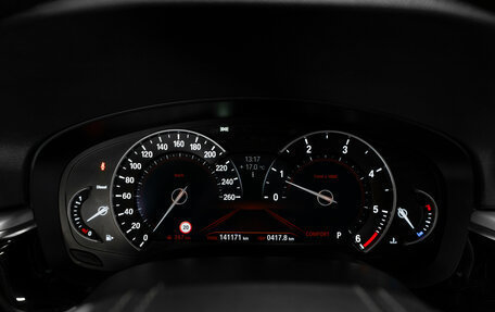 BMW 5 серия, 2019 год, 2 950 000 рублей, 12 фотография