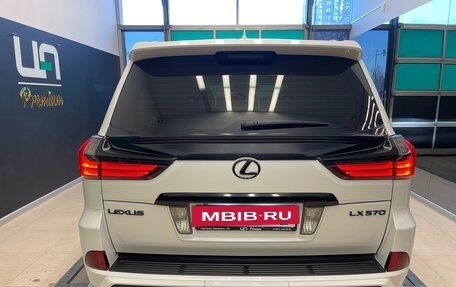 Lexus LX III, 2017 год, 7 800 000 рублей, 6 фотография