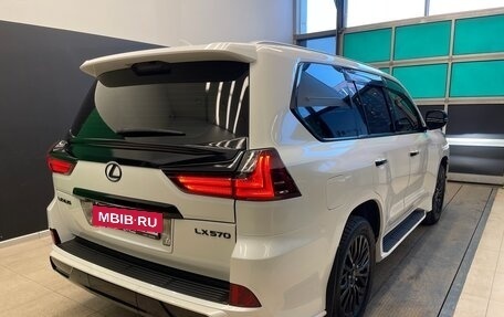 Lexus LX III, 2017 год, 7 800 000 рублей, 7 фотография