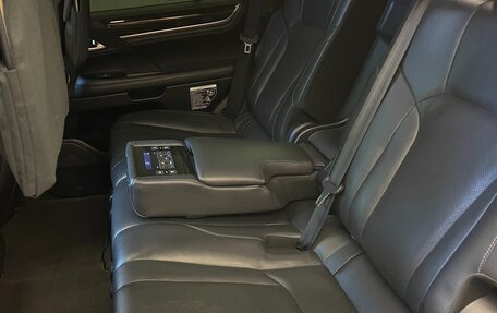 Lexus LX III, 2017 год, 7 800 000 рублей, 24 фотография