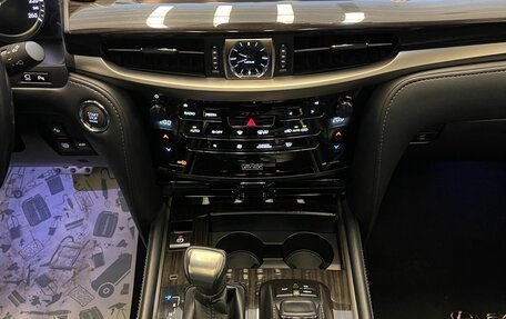 Lexus LX III, 2017 год, 7 800 000 рублей, 32 фотография