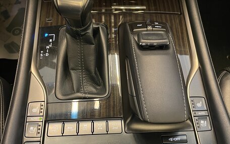 Lexus LX III, 2017 год, 7 800 000 рублей, 35 фотография