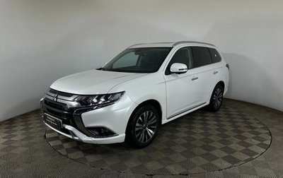 Mitsubishi Outlander III рестайлинг 3, 2022 год, 3 400 000 рублей, 1 фотография