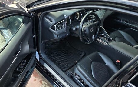 Toyota Camry, 2019 год, 700 000 рублей, 6 фотография