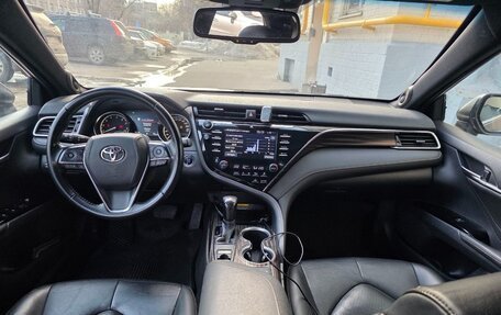 Toyota Camry, 2019 год, 700 000 рублей, 7 фотография