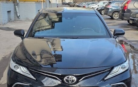 Toyota Camry, 2019 год, 700 000 рублей, 2 фотография