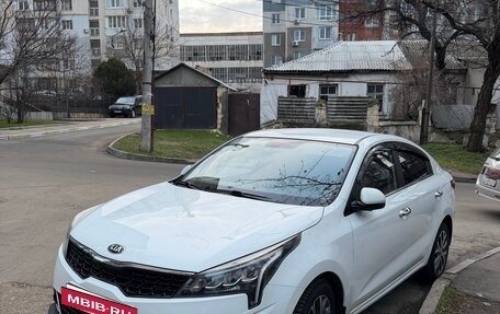 KIA Rio IV, 2021 год, 1 850 000 рублей, 2 фотография