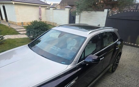 Bentley Bentayga I, 2022 год, 27 000 000 рублей, 5 фотография