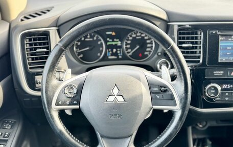 Mitsubishi Outlander III рестайлинг 3, 2013 год, 1 549 000 рублей, 16 фотография