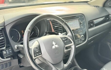 Mitsubishi Outlander III рестайлинг 3, 2013 год, 1 549 000 рублей, 17 фотография