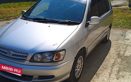 Toyota Ipsum II, 1997 год, 650 000 рублей, 3 фотография