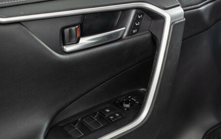 Toyota RAV4, 2020 год, 3 690 000 рублей, 15 фотография