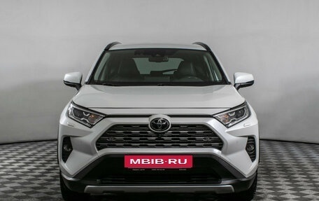 Toyota RAV4, 2020 год, 3 690 000 рублей, 2 фотография