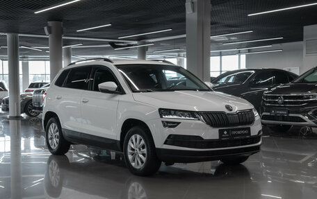 Skoda Karoq I, 2020 год, 2 380 000 рублей, 2 фотография