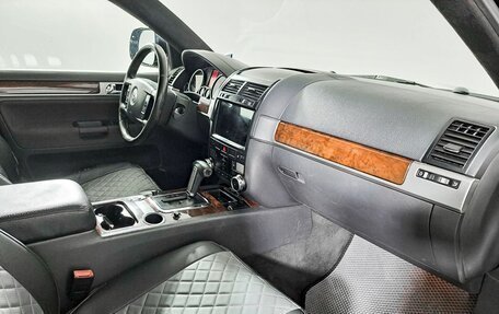 Volkswagen Touareg III, 2008 год, 1 099 000 рублей, 11 фотография