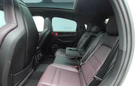 Porsche Cayenne III, 2025 год, 18 700 000 рублей, 6 фотография