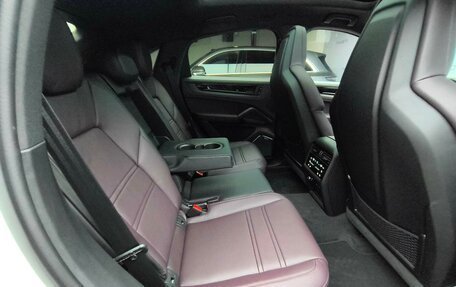 Porsche Cayenne III, 2025 год, 18 700 000 рублей, 8 фотография