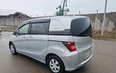 Honda Freed I, 2012 год, 865 000 рублей, 7 фотография