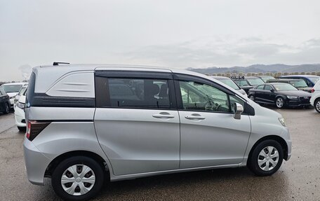 Honda Freed I, 2012 год, 865 000 рублей, 12 фотография