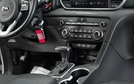 KIA Sportage IV рестайлинг, 2021 год, 1 995 000 рублей, 14 фотография