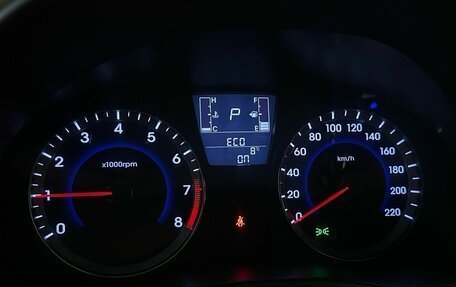 Hyundai Solaris II рестайлинг, 2015 год, 1 190 000 рублей, 17 фотография