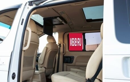 Hyundai Grand Starex Grand Starex I рестайлинг 2, 2018 год, 2 155 000 рублей, 16 фотография