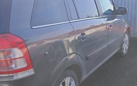 Opel Zafira B, 2011 год, 700 000 рублей, 7 фотография