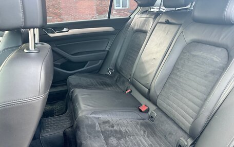 Volkswagen Passat B8 рестайлинг, 2017 год, 1 500 000 рублей, 19 фотография