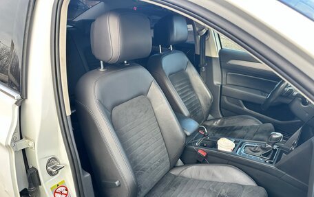 Volkswagen Passat B8 рестайлинг, 2017 год, 1 500 000 рублей, 16 фотография