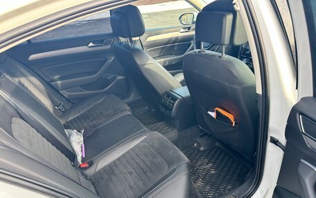 Volkswagen Passat B8 рестайлинг, 2017 год, 1 500 000 рублей, 17 фотография