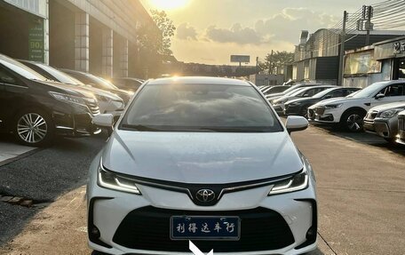 Toyota Corolla, 2022 год, 1 690 000 рублей, 2 фотография