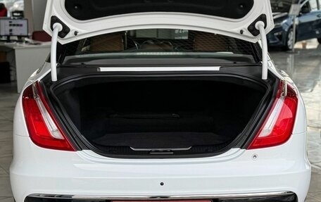 Jaguar XJ IV (X351), 2018 год, 5 799 000 рублей, 7 фотография