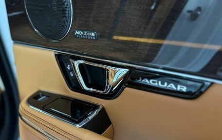 Jaguar XJ IV (X351), 2018 год, 5 799 000 рублей, 16 фотография