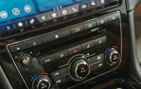 Jaguar XJ IV (X351), 2018 год, 5 799 000 рублей, 31 фотография